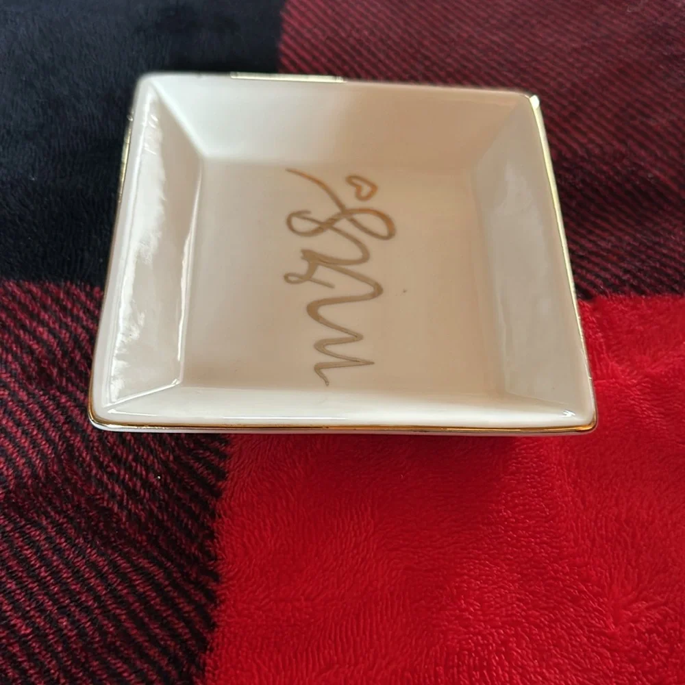 N/A mrs ring